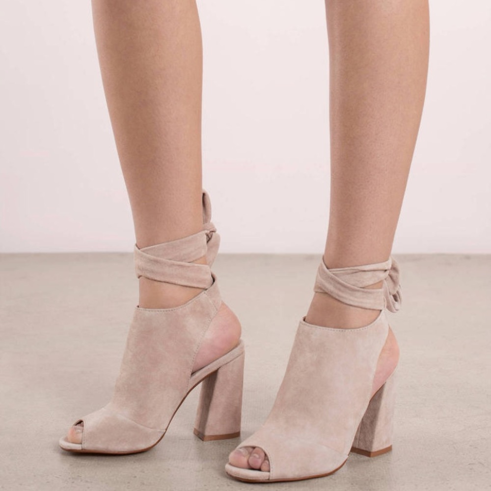 Chinese Laundry Wrap Heels